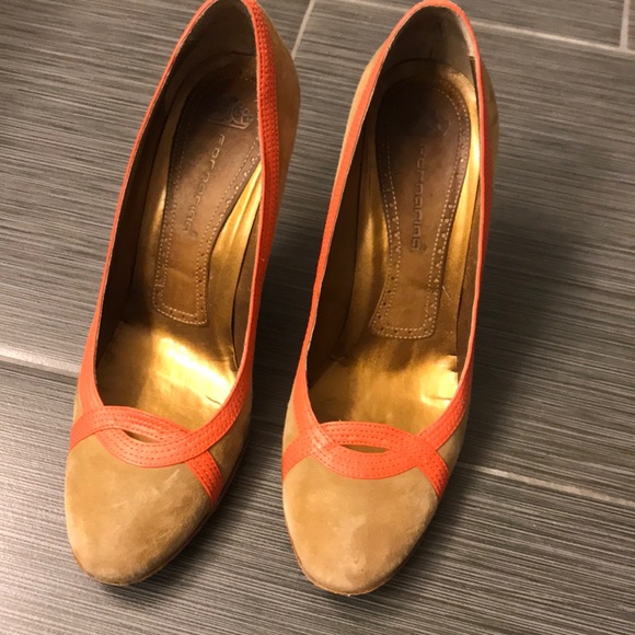 Shoes - Picture 4 of 4